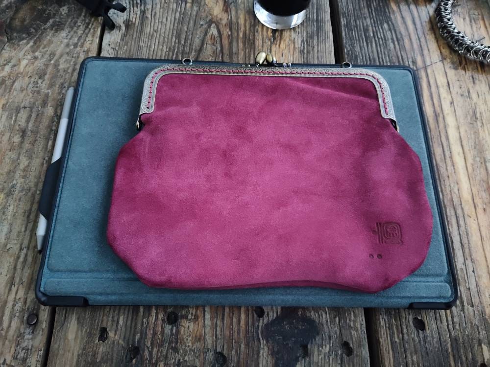 Planchet clutch (Rose Tarot)
